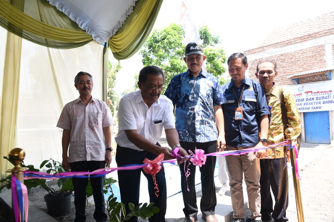 Bantu Masyarakat Blora, PEM Akamigas Bangun Reaktor Biogas dan Sumur Bor