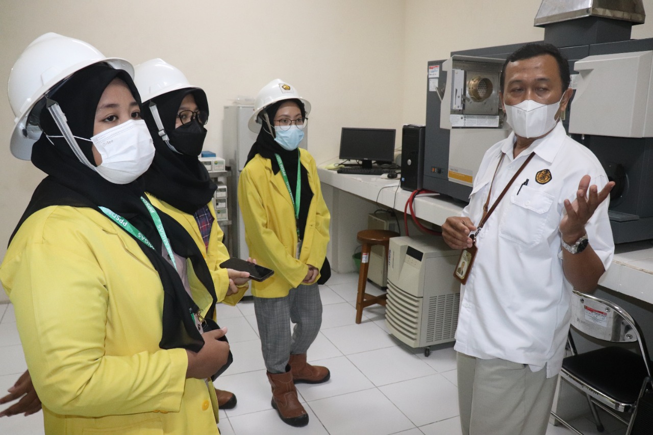Belajar Tentang Kimia dan Produksi, Mahasiswa Unnes Kunjungi PPSDM Migas