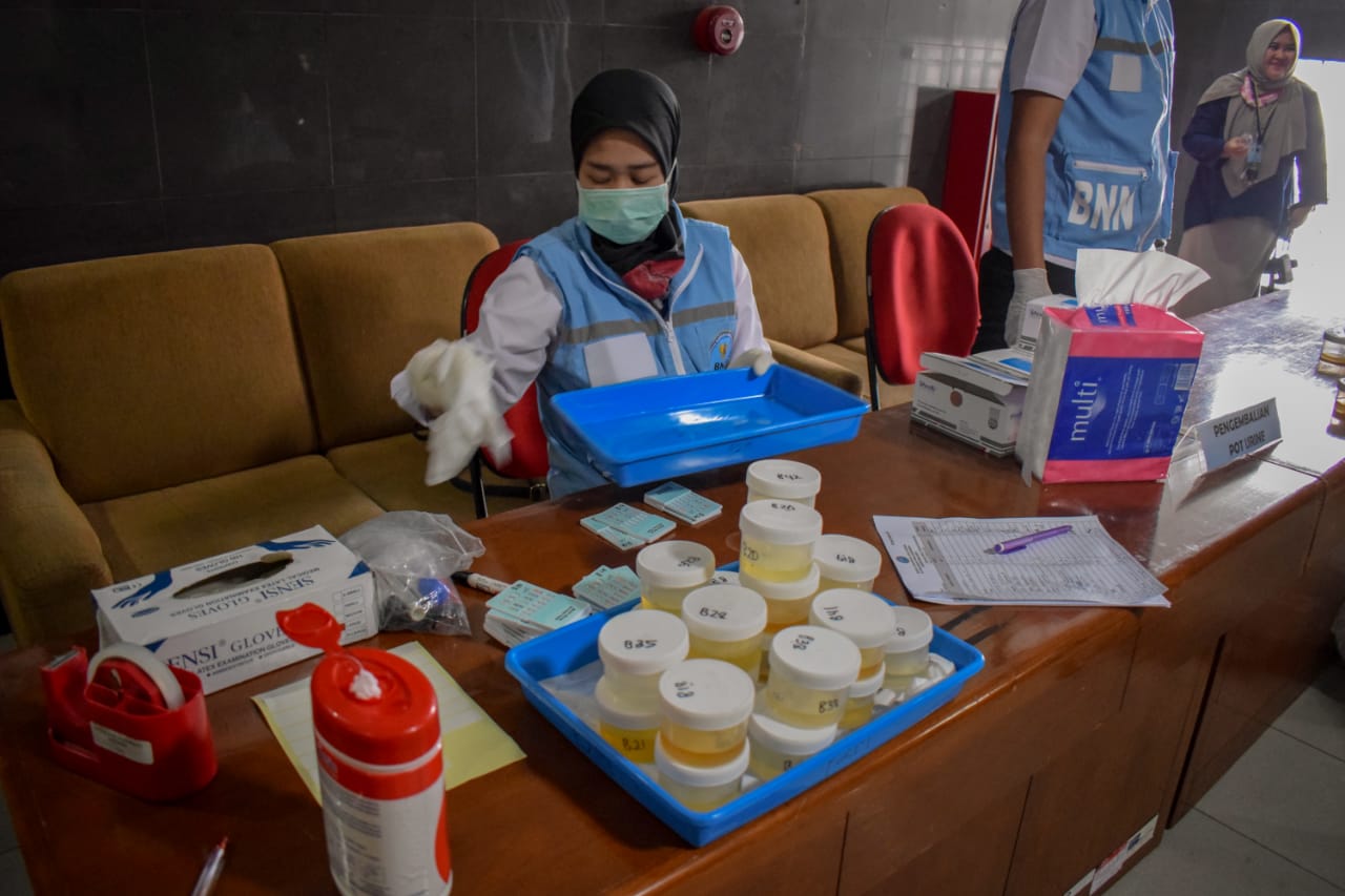 Gelar Tes Urine, Jajaran KESDM Cegah peredaran Narkoba