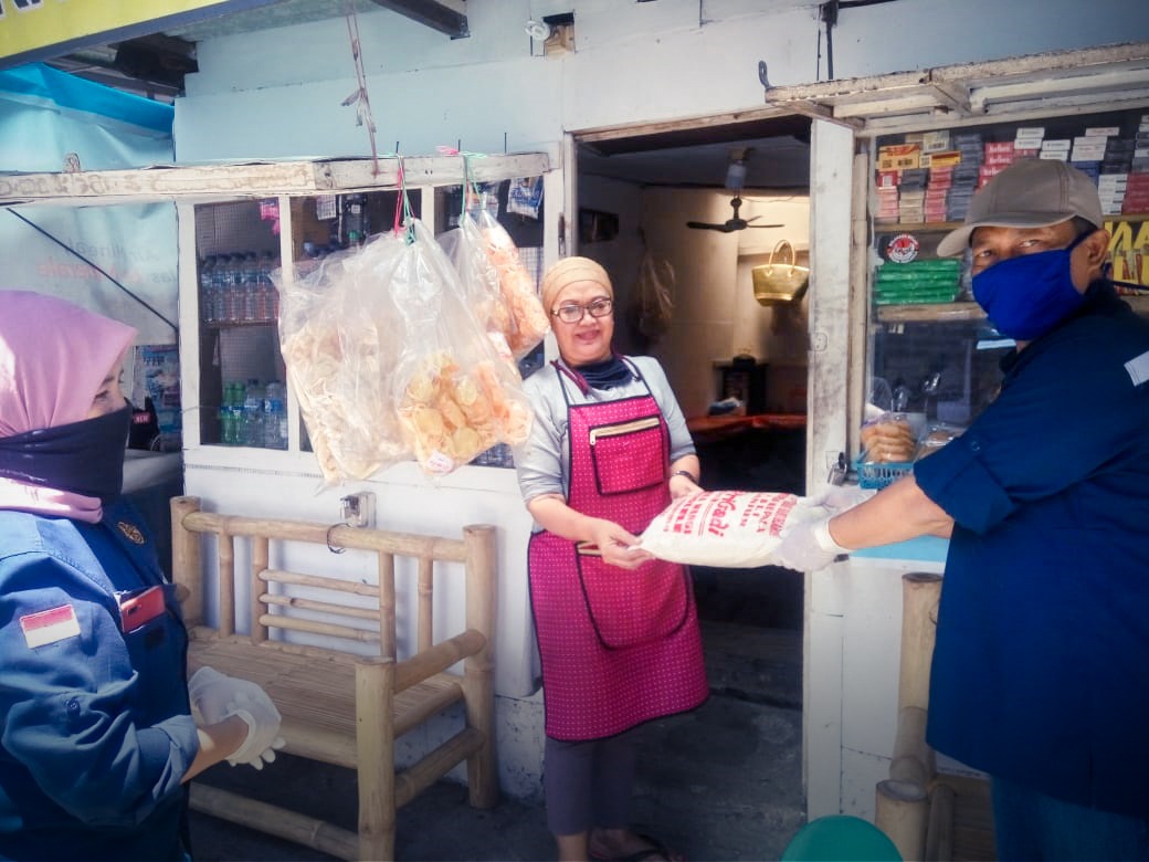 PPSDM Geominerba Bagikan Sembako Kepada Masyarakat