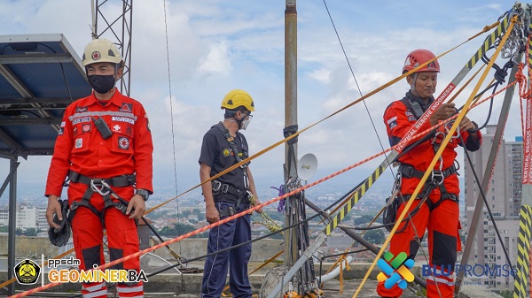 PPSDM Geominerba Gelar Diklat Belajar Evakuasi Korban Bencana Untuk ASN