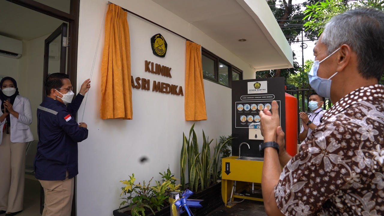 PPSDM KEBTKE RESMIKAN KLINIK ASRI MEDIKA SEBAGAI SARANA PELAYANAN KESEHATAN