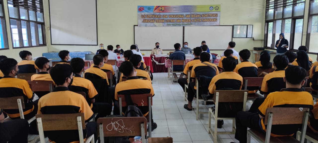 UJI KOMPETENSI SEBAGAI SARANA UNJUK KEMAMPUAN SISWA SMK BERSAMA PPSDM KEBTKE