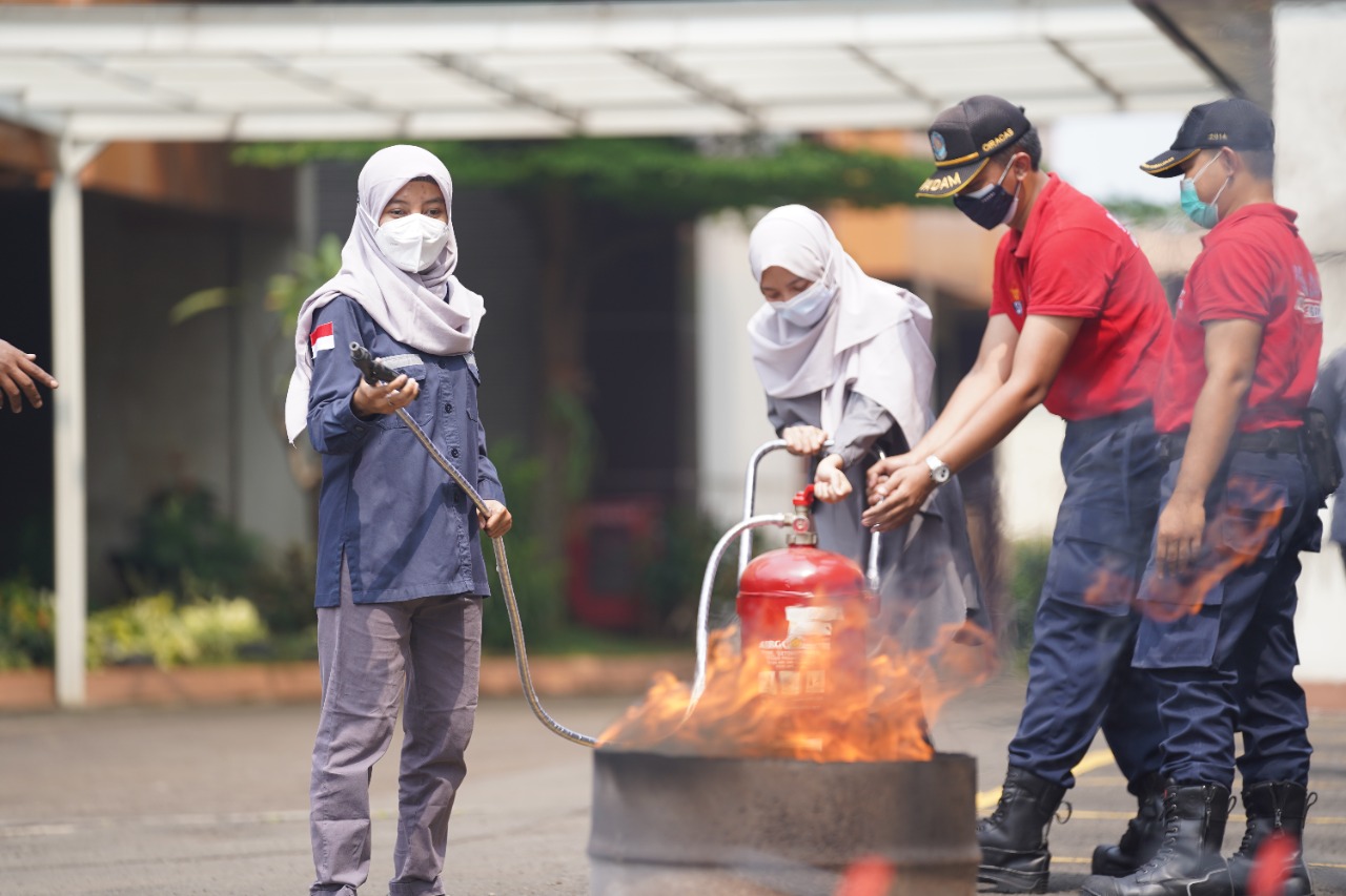 PPSDM KEBTKE Memberi Edukasi Tanggap Bencana Kebakaran