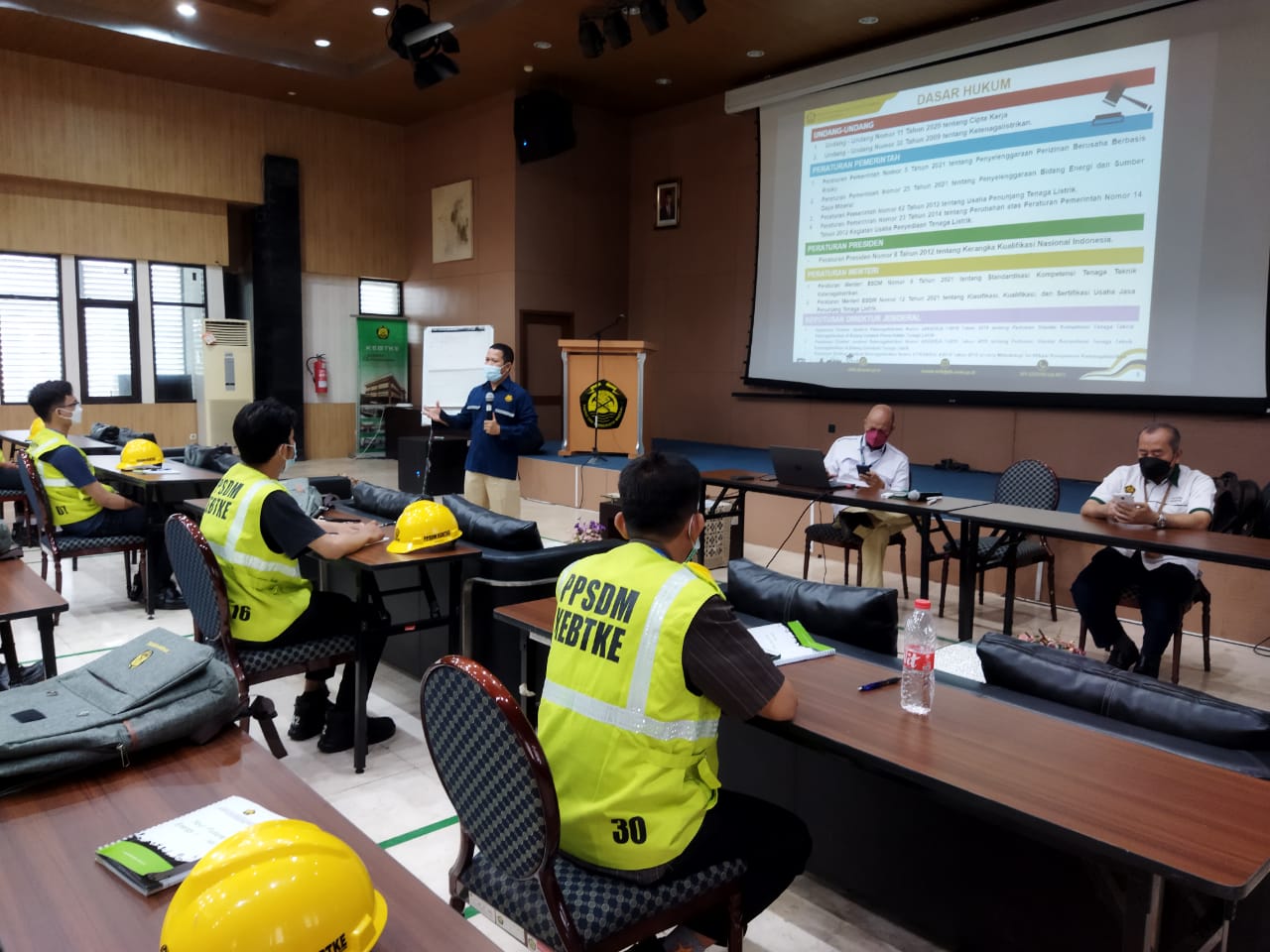 STRATEGI PENINGKATKAN KOMPETENSI MASYARAKAT DKI JAKARTA MELALUI SERTIFIKASI KOMPETENSI