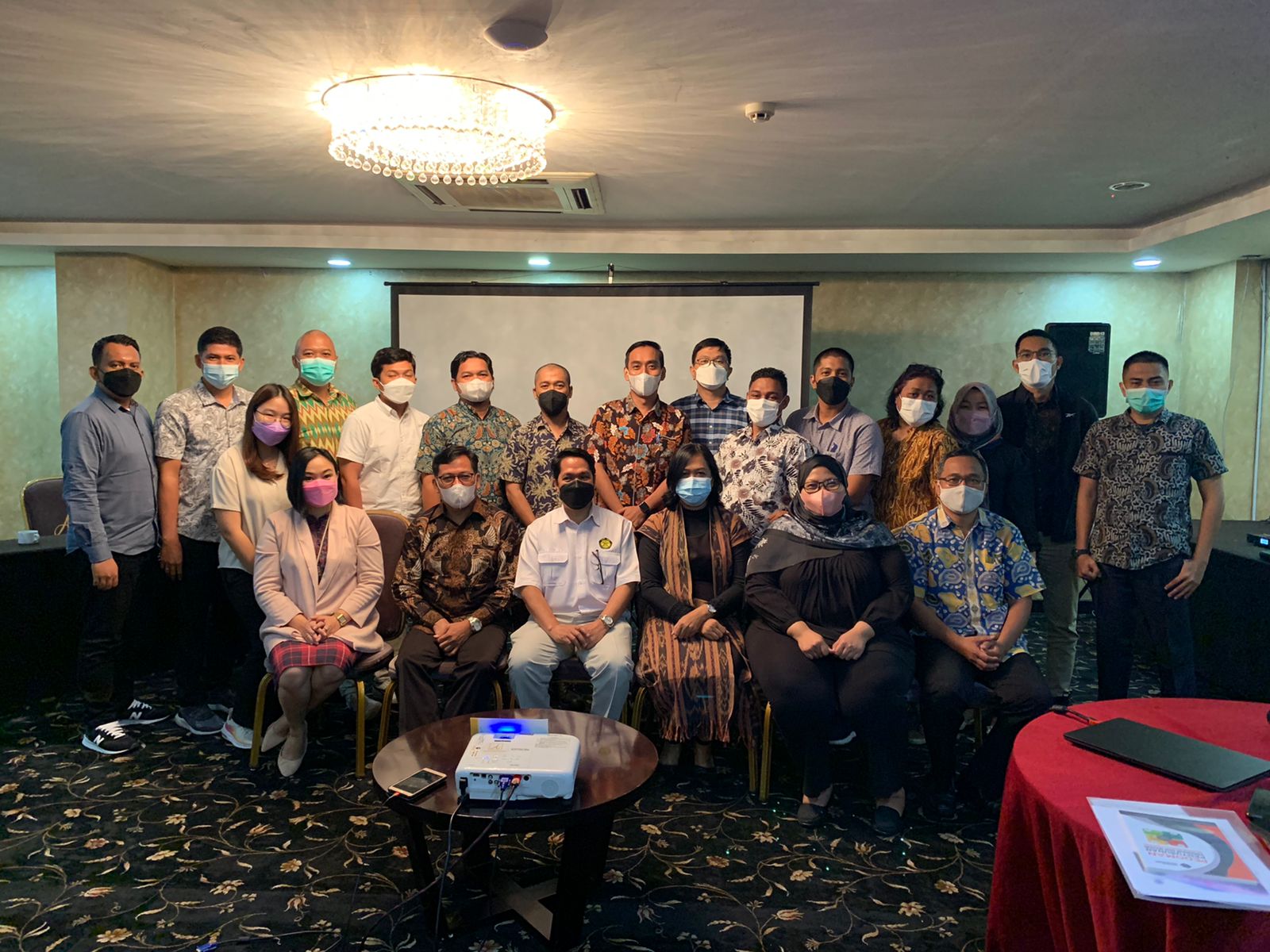 Pemerintah RI didukung Konfederasi Swiss kembangkan kurikulum modular pertama  bagi teknisi operasional dan pemeliharaan PLTS di Indonesia
