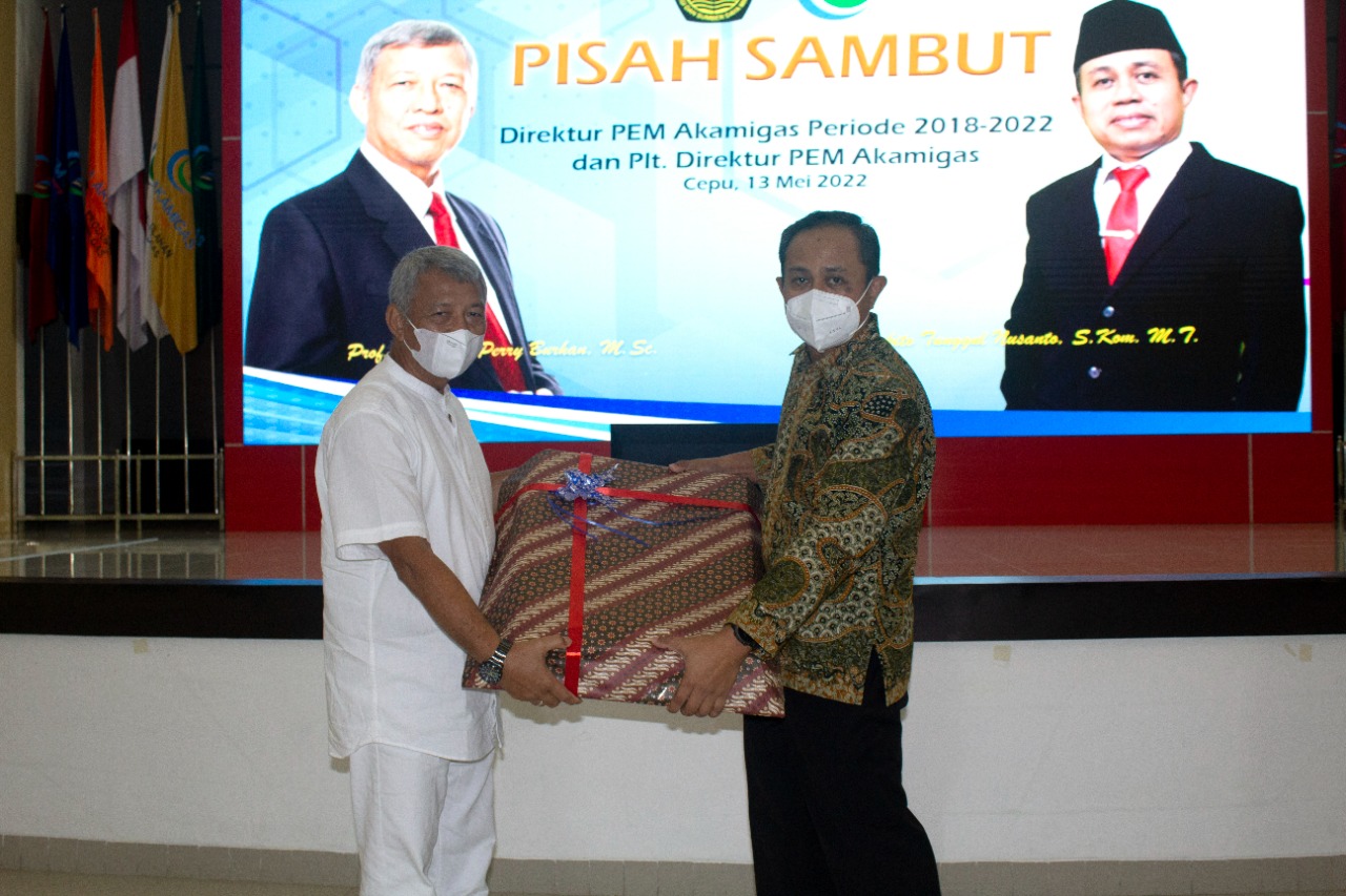 Pisah Sambut Direktur PEM Akamigas Periode 2018-2022 dan Plt. Direktur PEM Akamigas