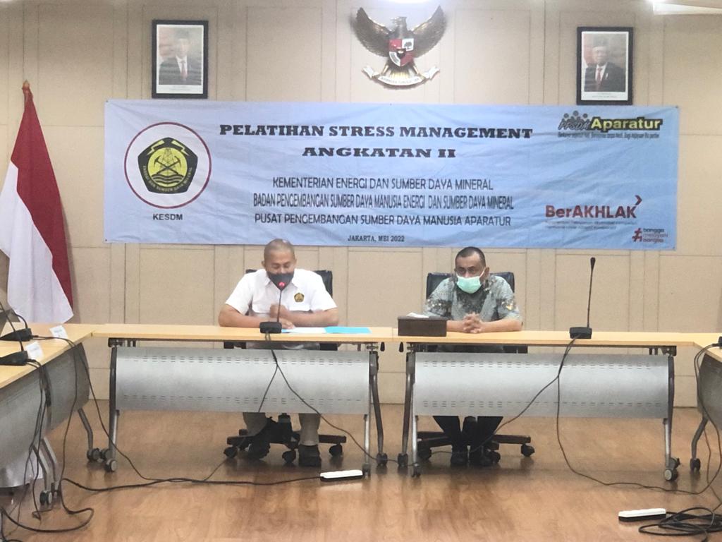 PELATIHAN MANAJEMEN STRES ANGKATAN II