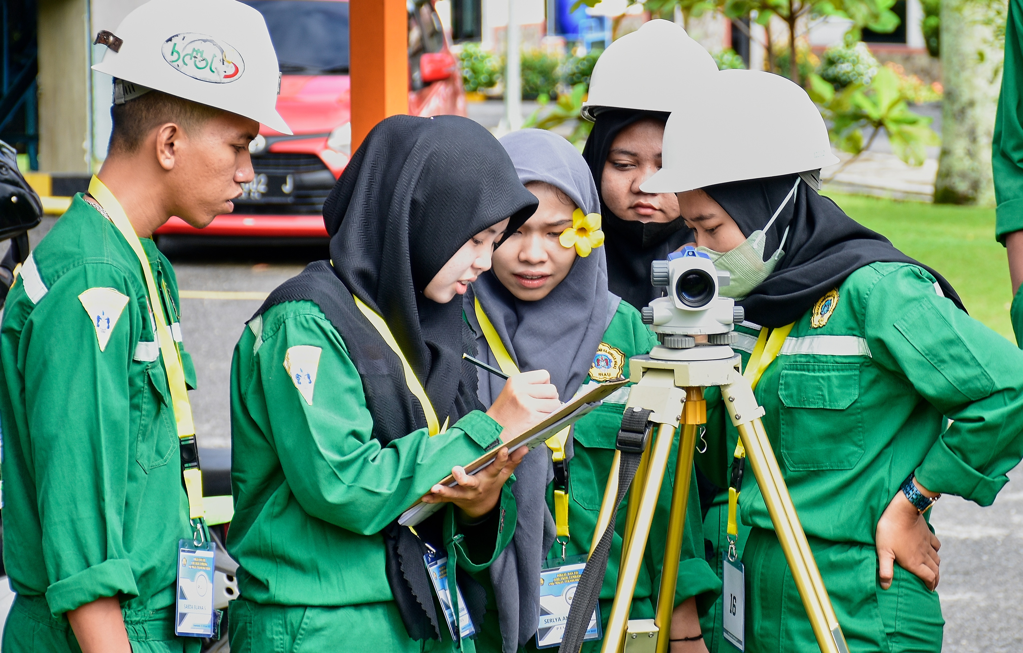 BDTBT Mengadakan Diklat dan Uji Juru Ukur Tambang Bagi  SMK Migas Teknologi Riau