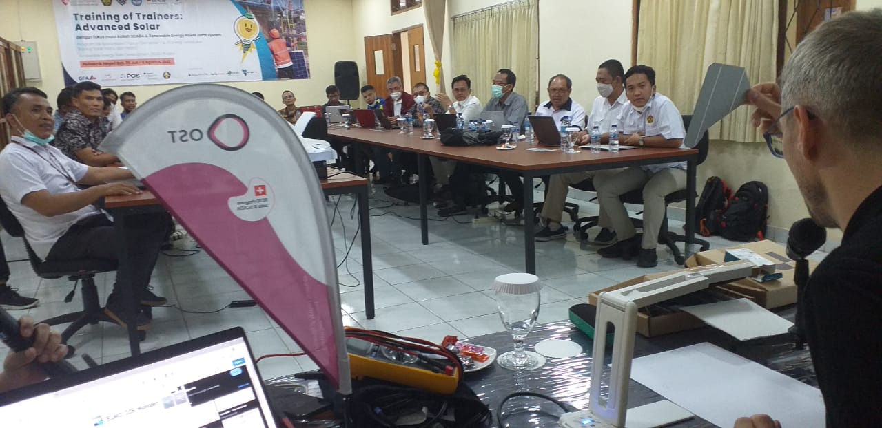 Indonesia dan Swiss Tingkatkan Kompetensi Tenaga Pendidik Politeknik Negeri Bidang PLTS