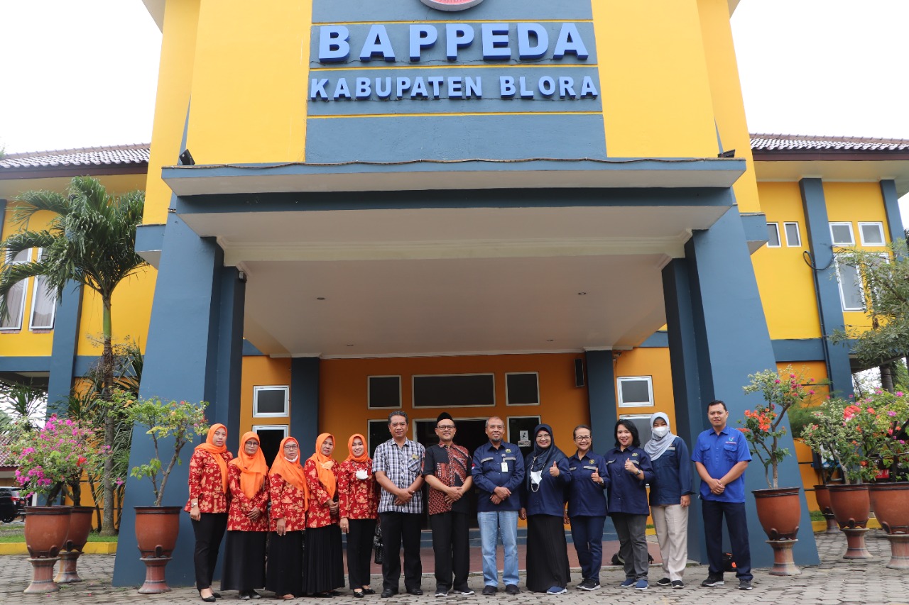 Perpustakaan PEM Akamigas Sebar Buku