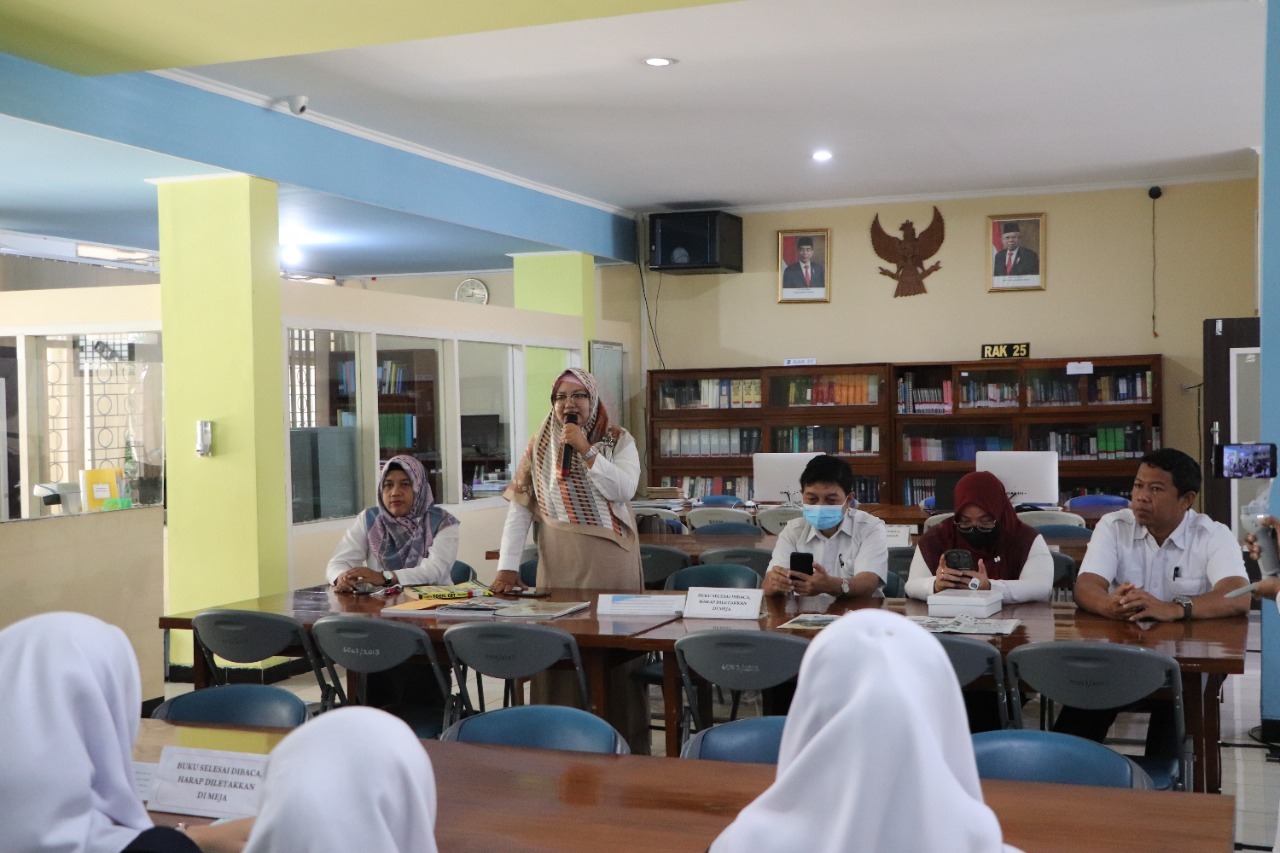 SMK Migas Cepu Lakukan Literasi Perpustakaan di PEM Akamigas