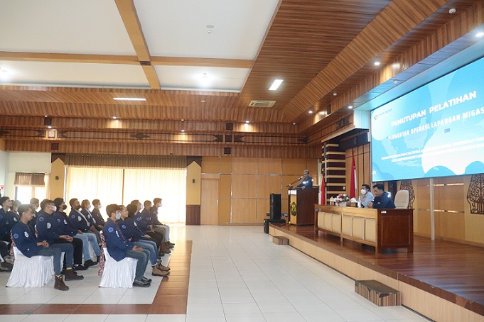 PPSDM Migas Resmi Tutup Pelatihan Pengantar Operasi Lapangan Migas dengan Trisakti