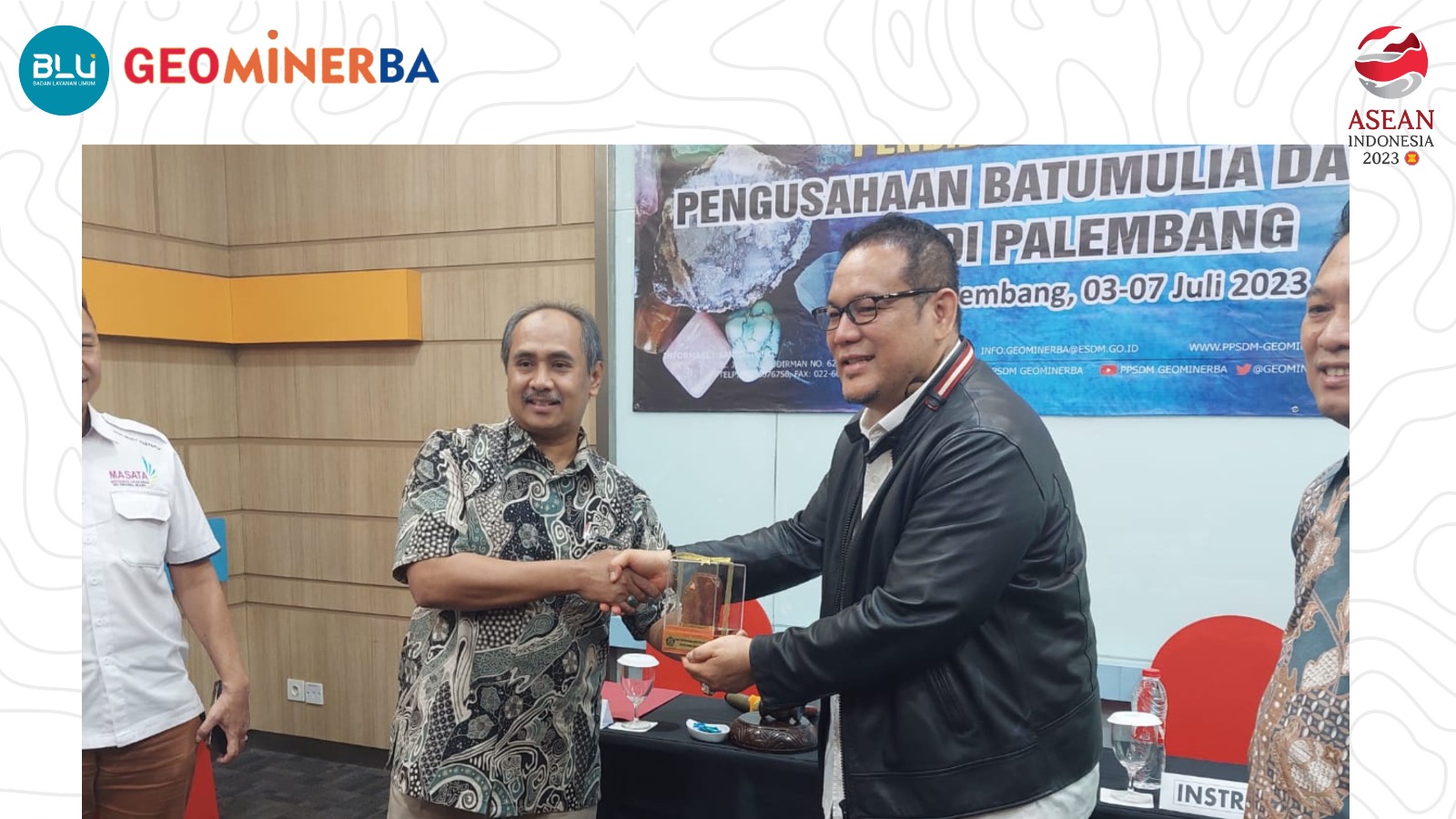 PPSDM Geominerba Tutup Pelatihan bagi Masyarakat Provinsi SumSel Dipimpin Anggota DPR RI