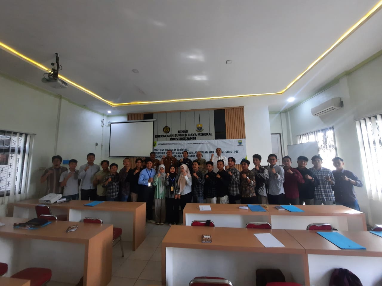 PPSDM KEBTKE Selenggarakan Pelatihan Teknis Pemeliharaan IPTL Tegangan Rendah Bagi Masyarakat Provinsi Jambi