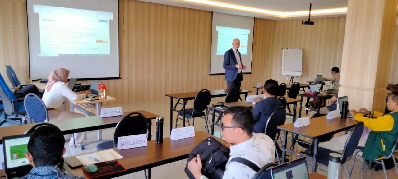 Meningkatkan Efisiensi Energi di Sektor Industri Indonesia dengan Best Practices dari Denmark