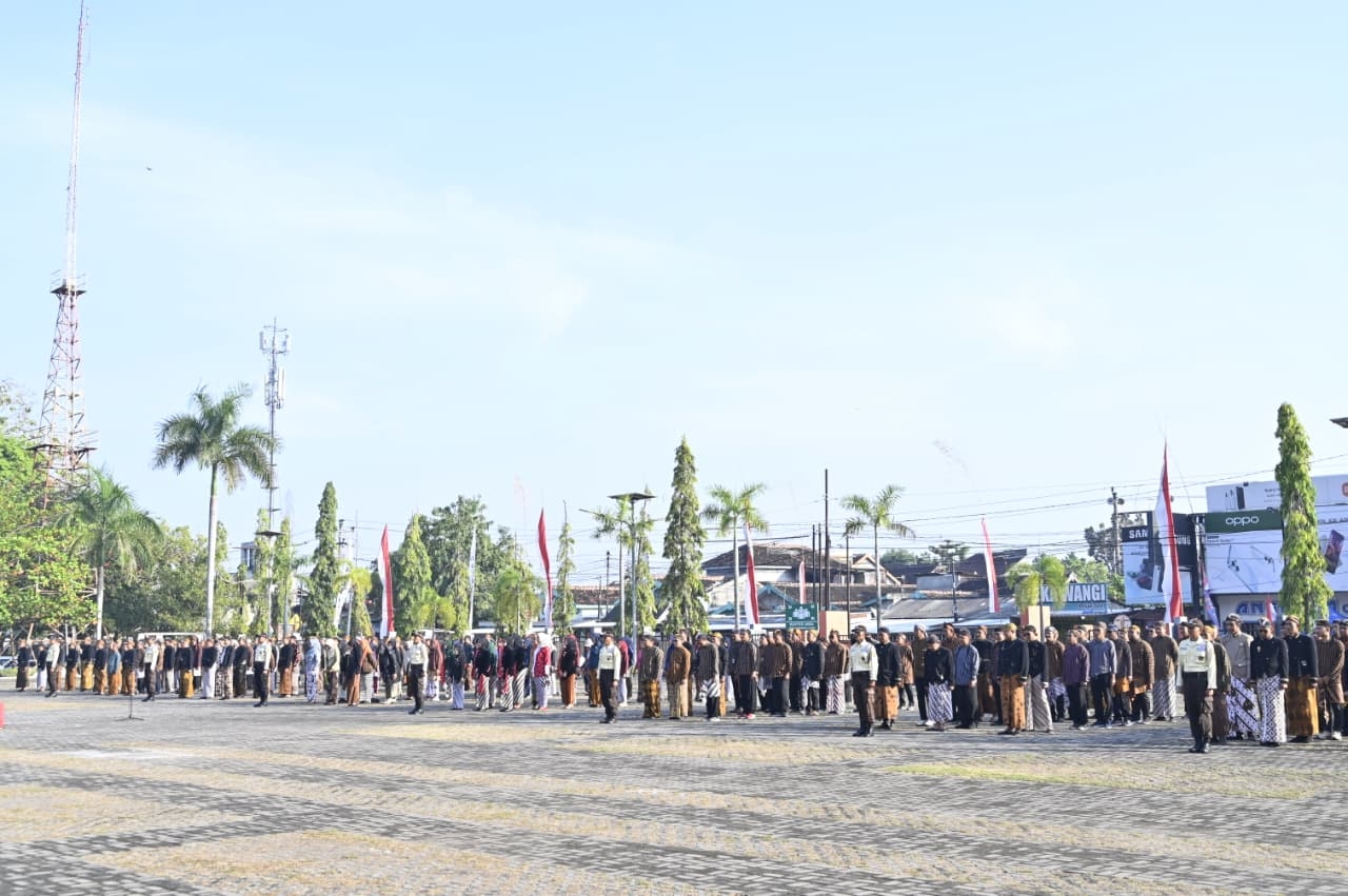 Memaknai Kemerdekaan ke-80, PPSDM Migas Gelar Upacara dengan Nuansa Budaya dan Kepedulian Sosial