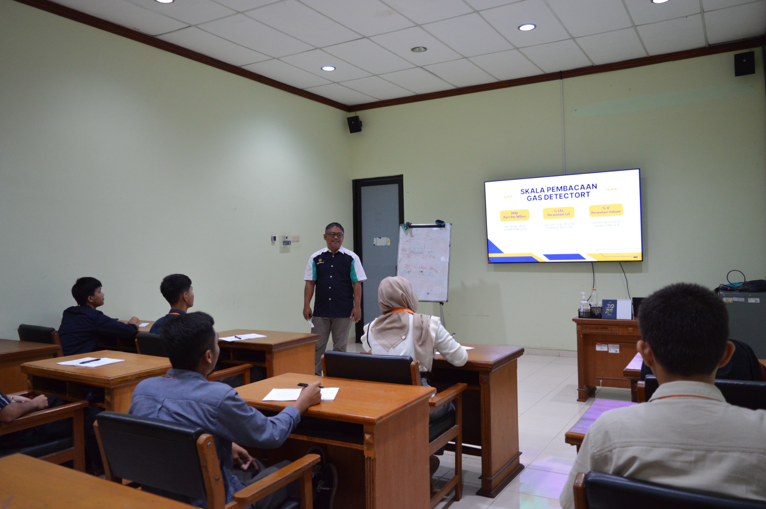 PPSDM Migas Bekali Siswa SMKN 5 Dumai untuk Keselamatan Kerja di Industri Migas