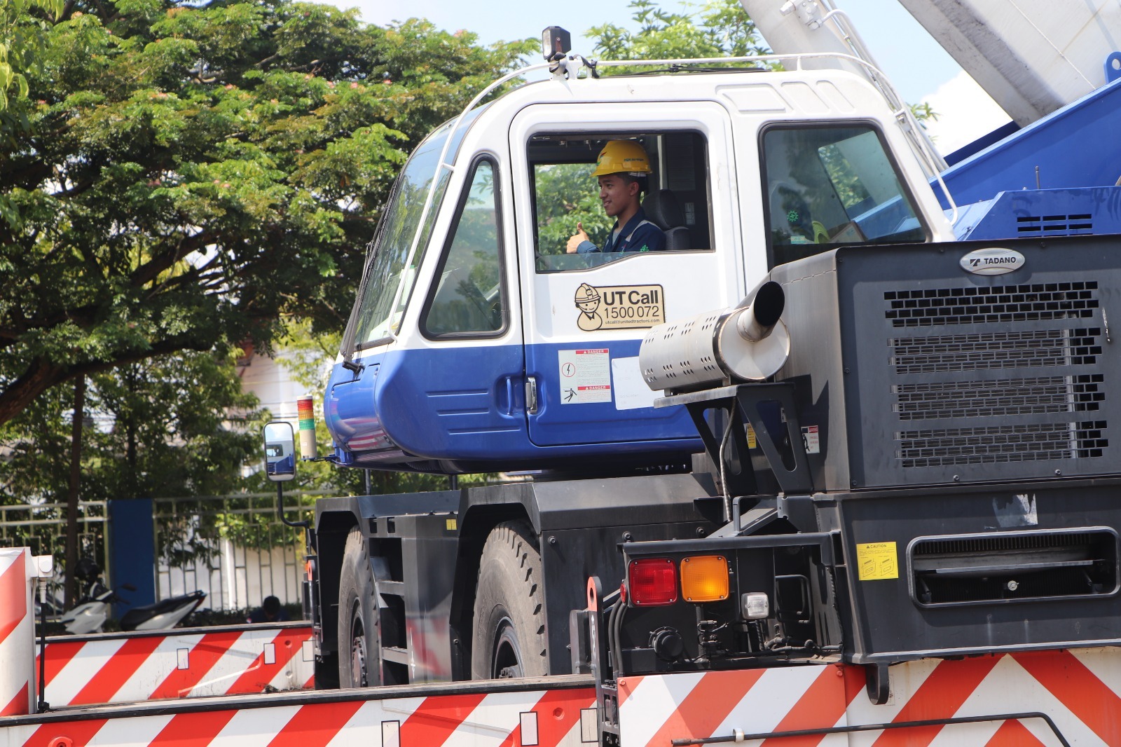 Mobile Crane: Si Raksasa Penolong di Proyek Konstruksi