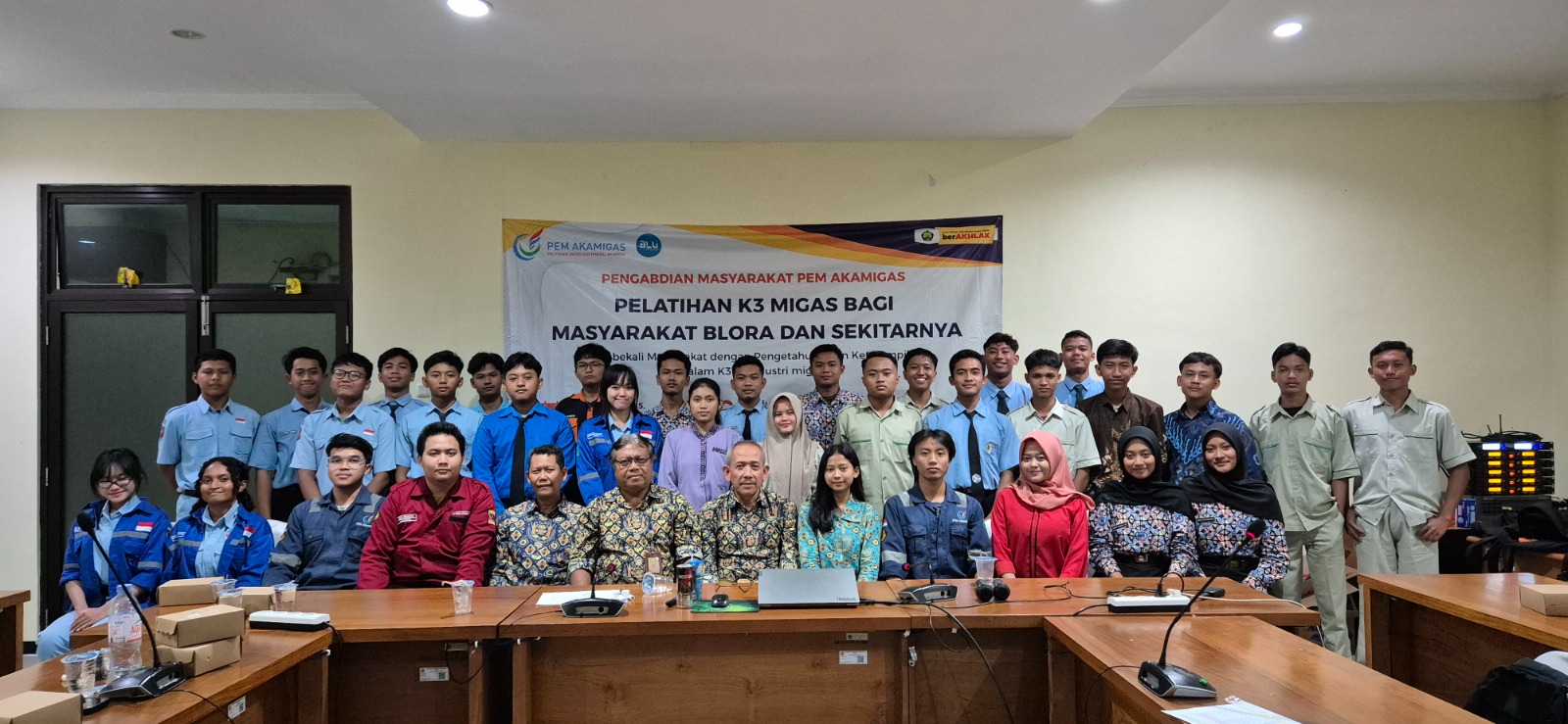 Pelatihan K3 Migas bagi Masyarakat Blora dan Sekitarnya: Wujud Pengabdian PEM Akamigas untuk Meningkatkan Kesadaran Keselamatan Kerja