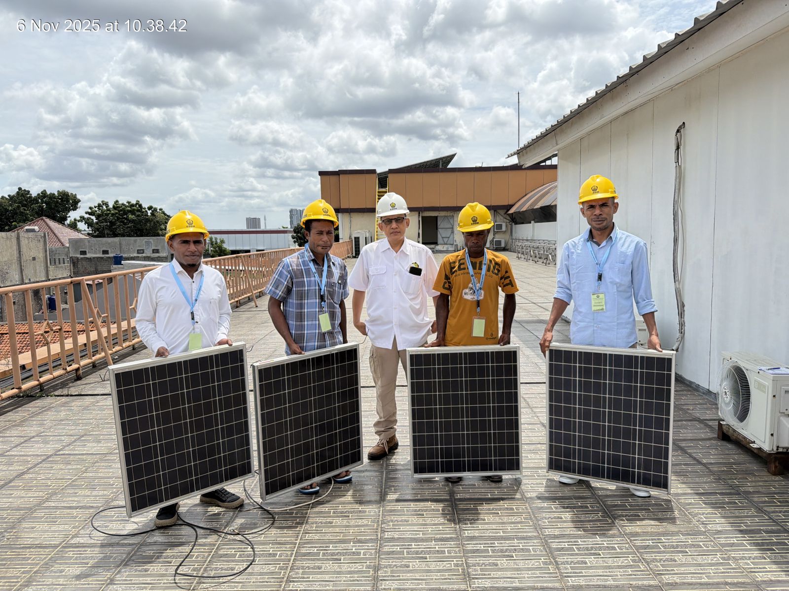 Meningkatkan Keahlian Energi Bersih: Pelatihan PLTS Atap PPSDM KEBTKE Hasilkan Teknisi Bersertifikasi