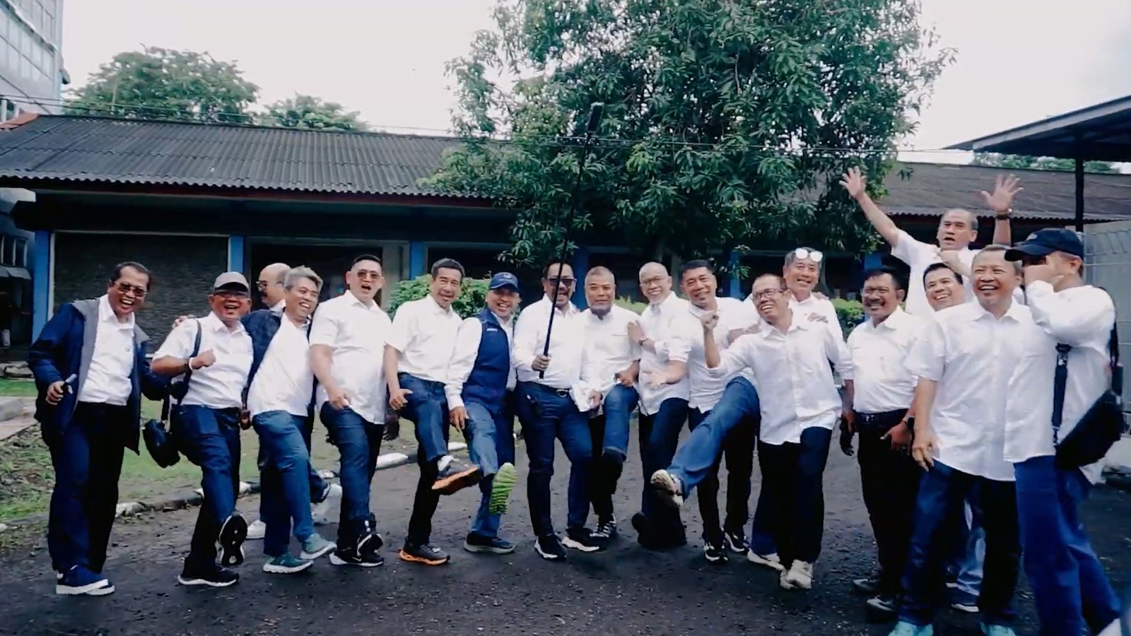 Nostalgia Alumni BPAT Batch 1 & 2 Kembali ke Kampus PEM Akamigas