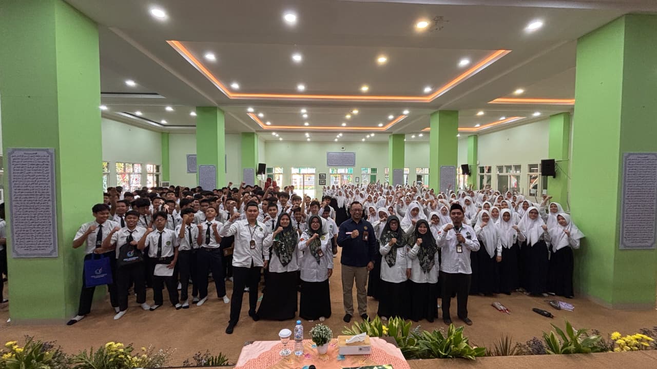 PEM Akamigas Beri Wawasan Vokasi di MTsN 1 Kota Malang