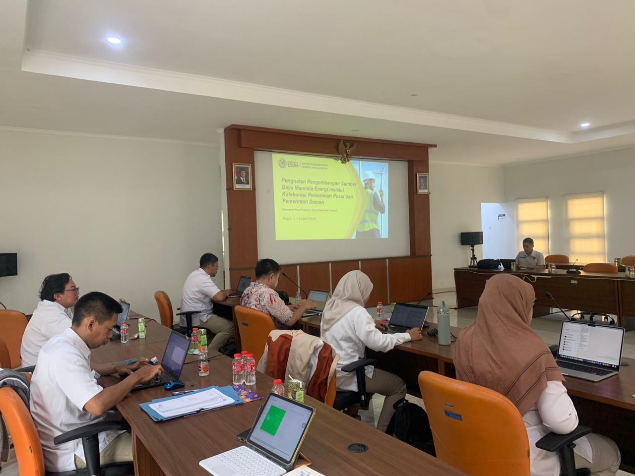 PPSDM KEBTKE Berkolaborasi dengan Pemprov DKI Jakarta melalui Disnakertransgi dalam Penguatan SDM Energi