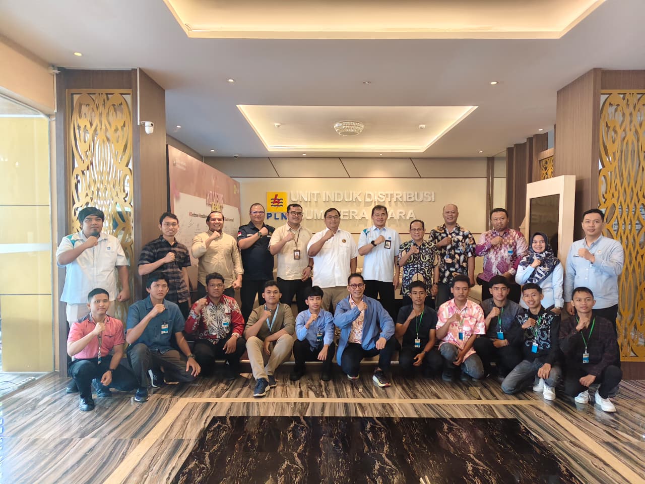Dukung Pengembangan Kendaraan Listrik Nasional, PPSDM KEBTKE dan ENTREV Latih Siswa SMK Bidang SPKLU