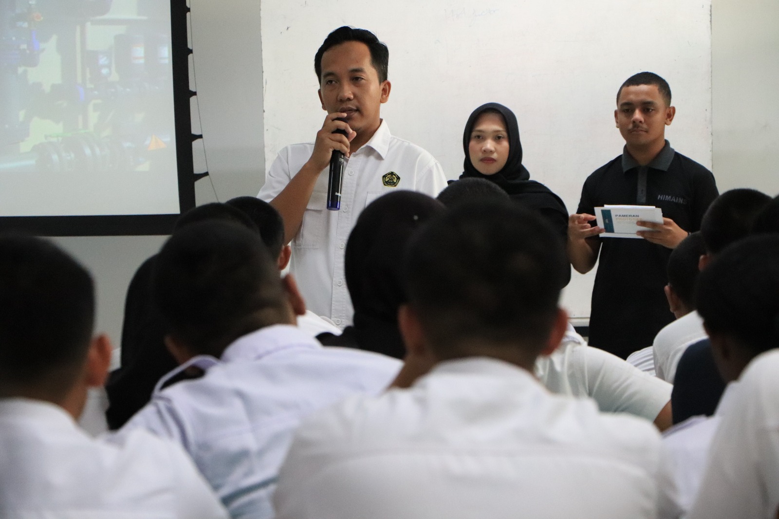 Mahasiswa Instrumentasi Kilang PEM Akamigas Gelar Pameran Prototipe Tugas Akhir
