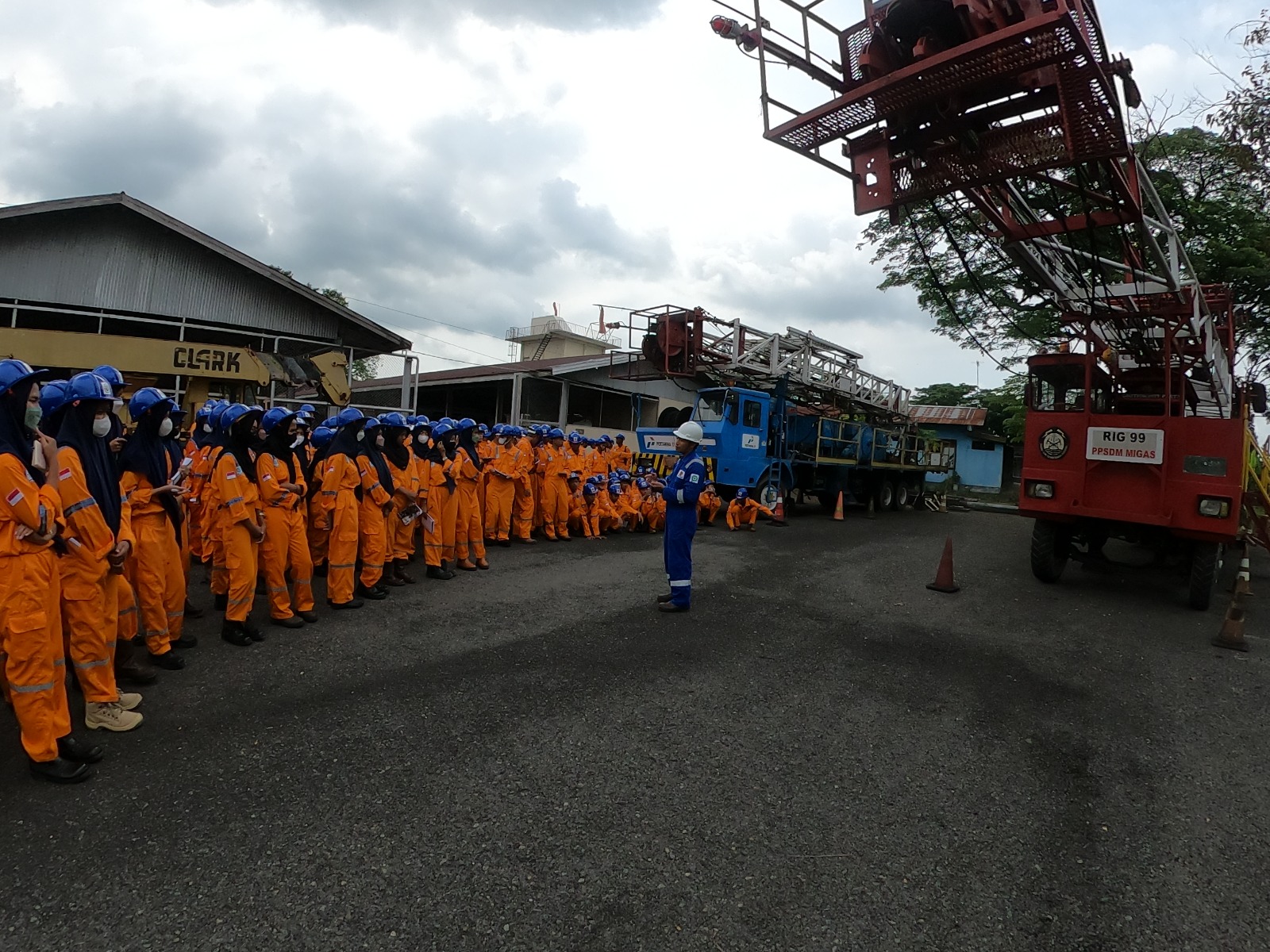 Alumni Well Service Training School PPSDM Migas Sukses Tembus PT PDSI
