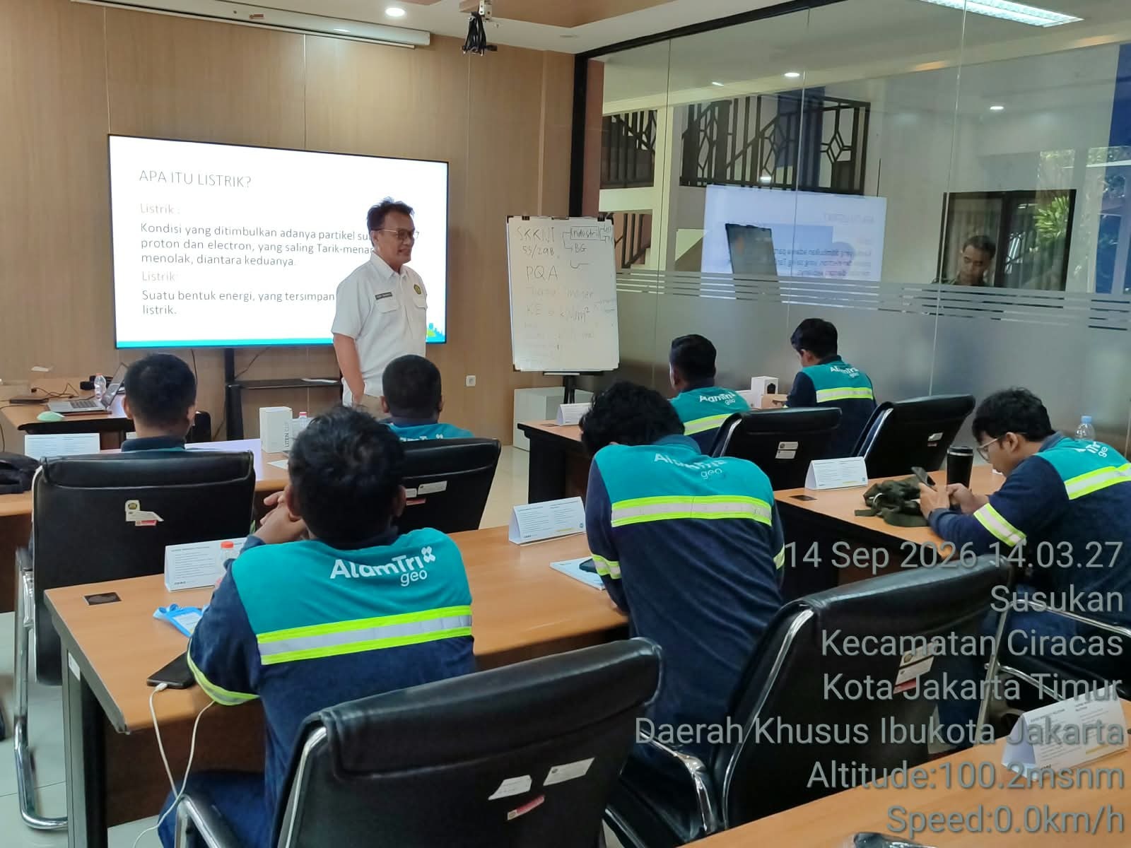 20 Peserta Lintas Sektor Ikuti Pelatihan dan Sertifikasi Manajer Energi di PPSDM KEBTKE