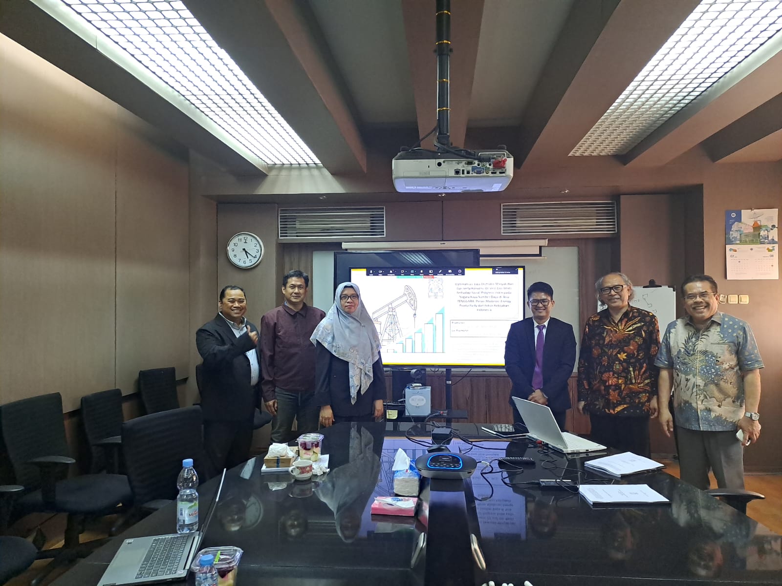 Dosen PEM Akamigas Dipercaya Menjadi Penguji Ujian Disertasi S3 di ITB