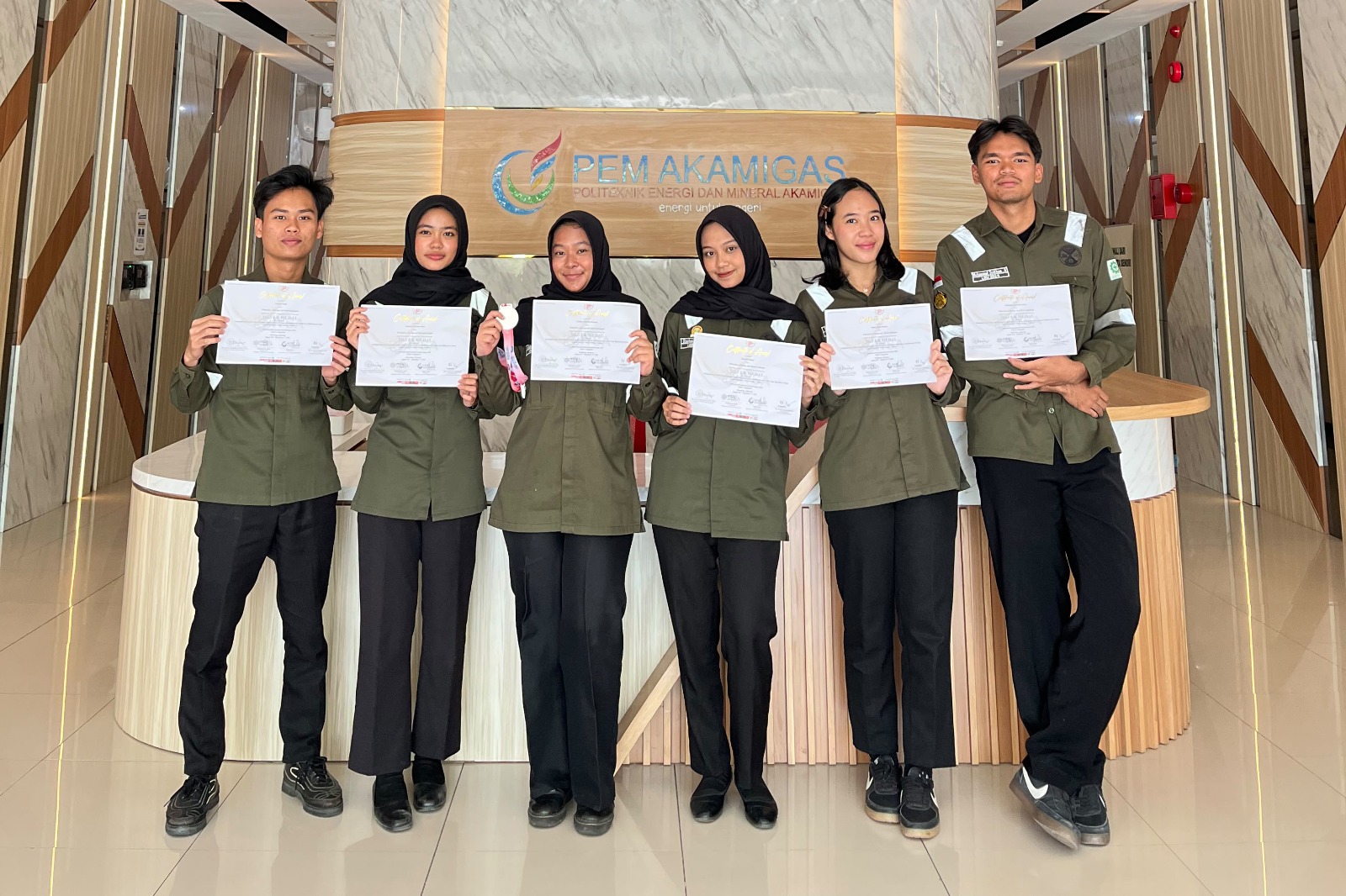 Mahasiswa PEM Akamigas Raih Silver Medal di 5th Indonesia International Invention Expo (IIIEX) 2026 Berkat Inovasi Green Logistics