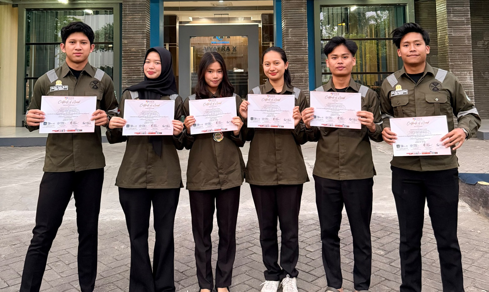 Sulap Pati Singkong Jadi Bioplastik, Mahasiswa PEM Akamigas Sabet Silver Medal di WICE 2026